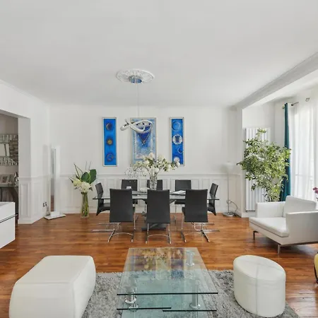 Elegance Parisienne Pres Des Champs-elysees Apartment *